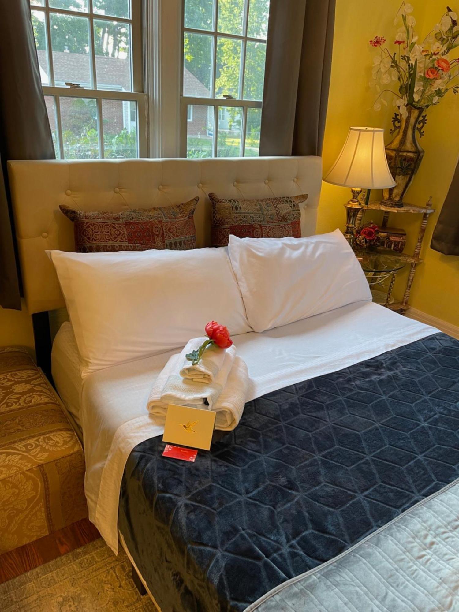 Cozy Near Airport & Highway Homestay