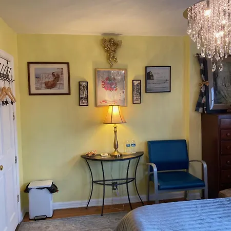 Cozy Room Near Airport & Highway Saint Louis Exterior photo