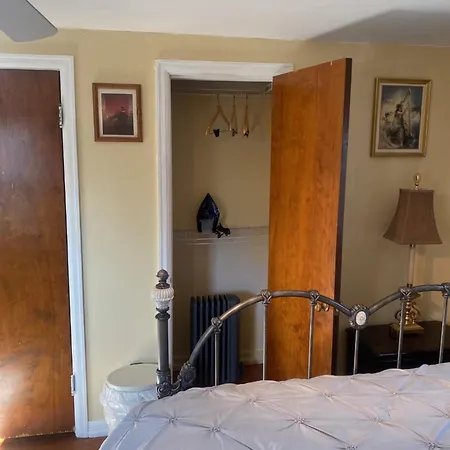 Cozy Room Near Airport & Highway Saint Louis Room photo