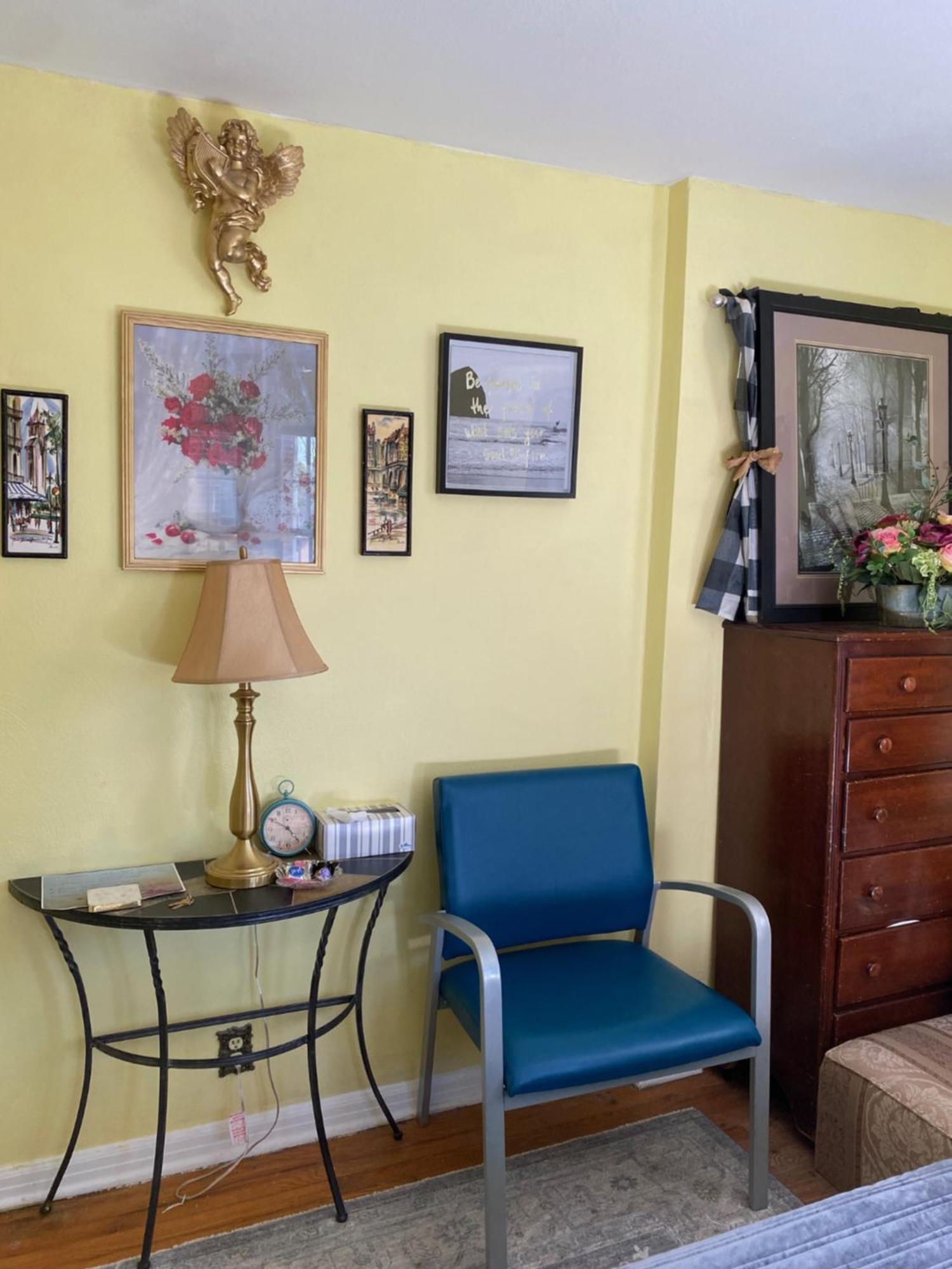 Cozy Near Airport & Highway Privatunterkunft *