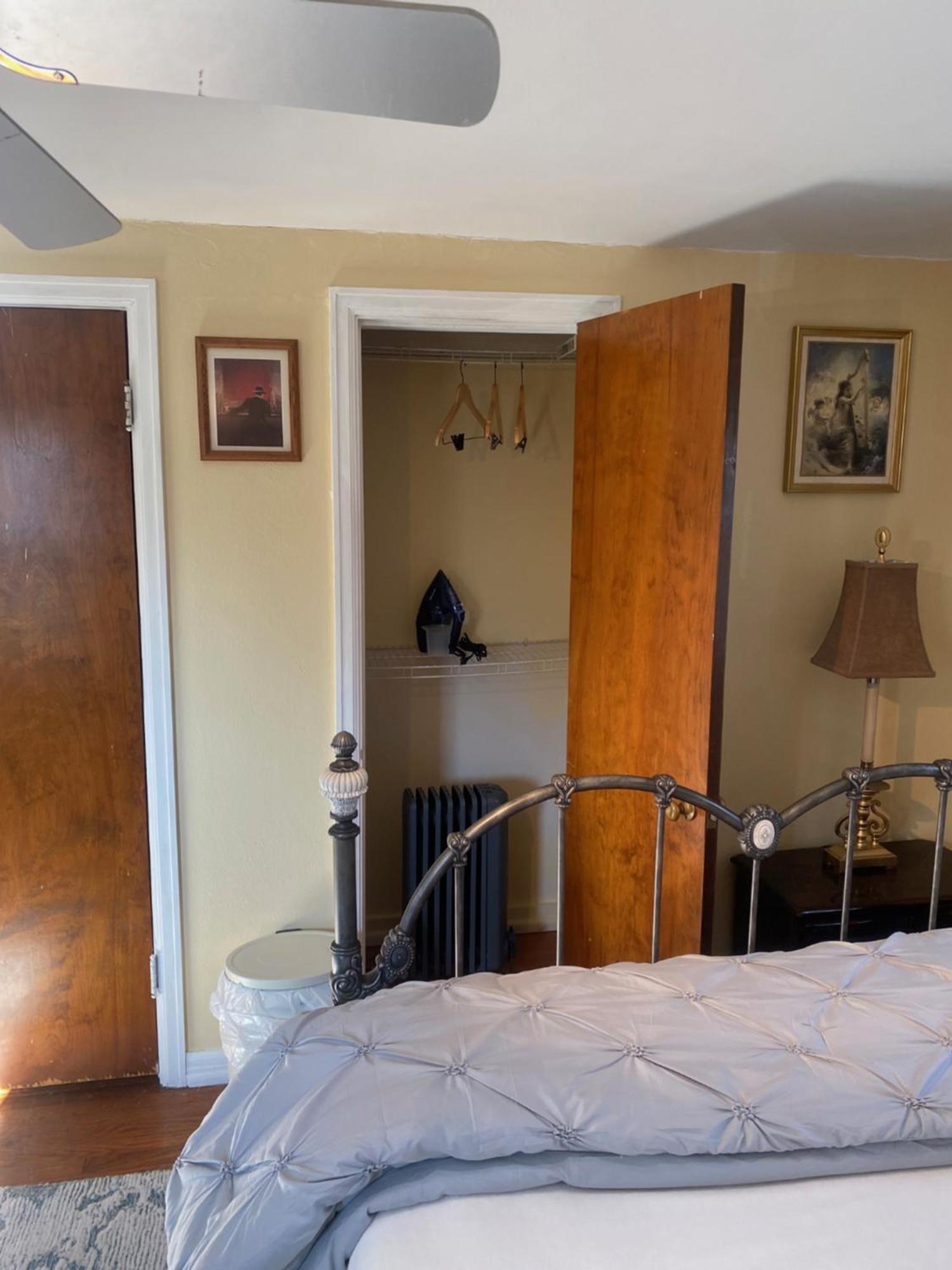 Privatunterkunft Cozy Near Airport & Highway *