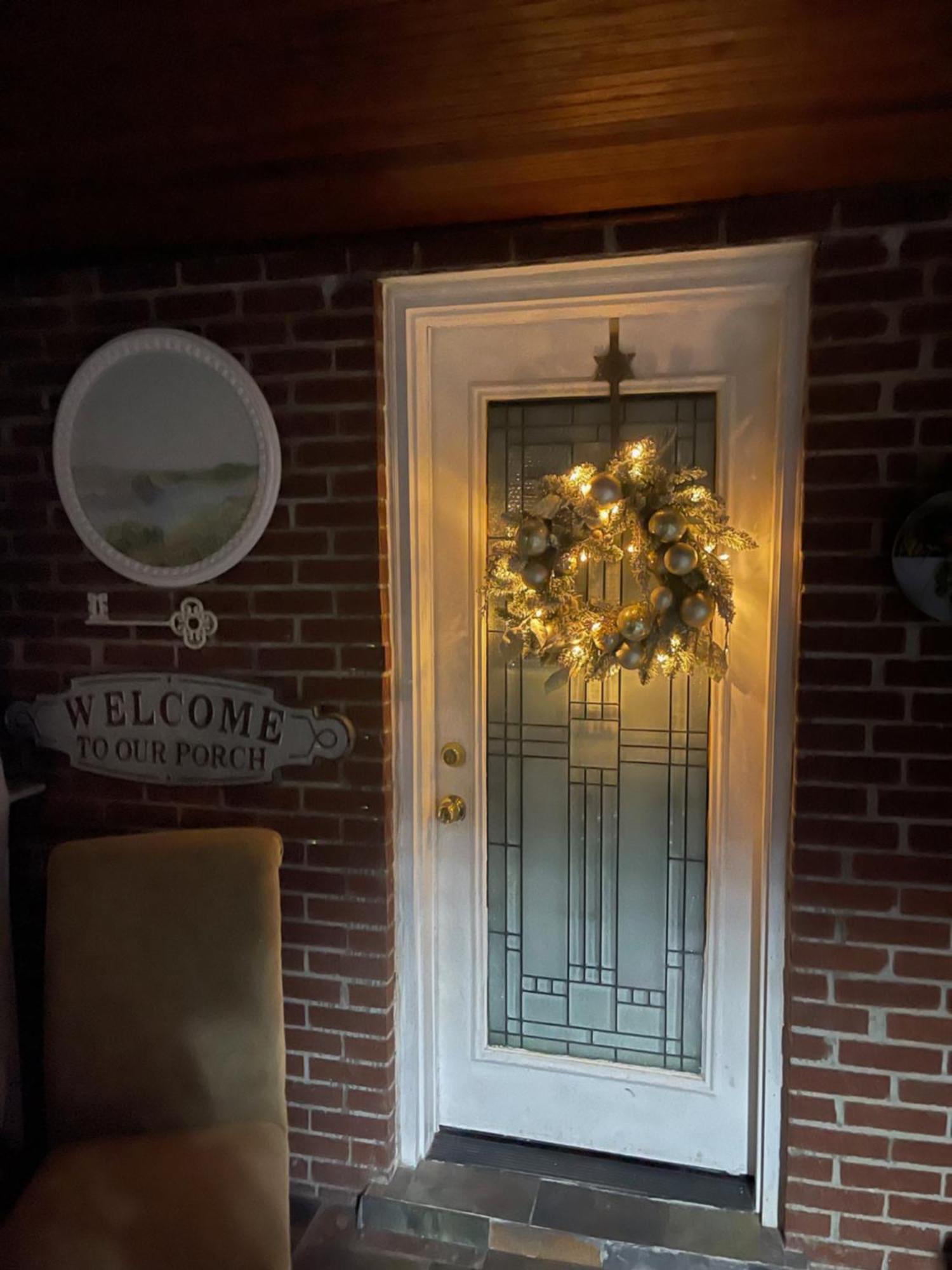 Cozy Near Airport & Highway Homestay