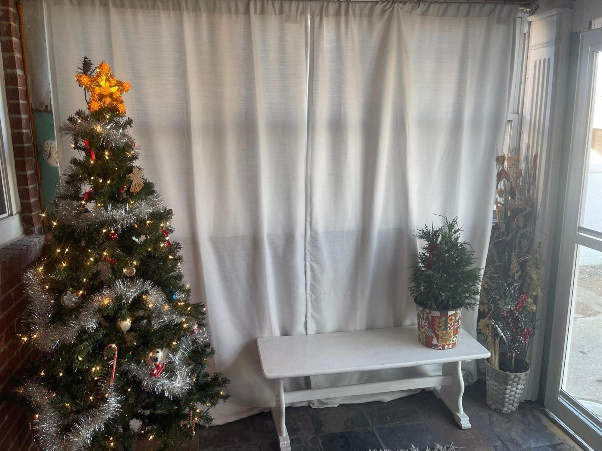 Homestay Cozy Near Airport & Highway *
